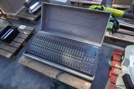 Stereo mixer, make: EV, model: BK-2432