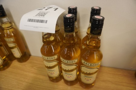 6 bottles of Aalborg Jubilæums Akvavit