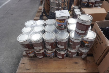 38 x 0.9 L mixed oil-based wood paint