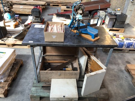 Workshop table with various tool boxes / cabinets incl. tools etc.