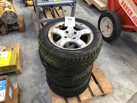 4 pieces. winter tires with Peugeot rims