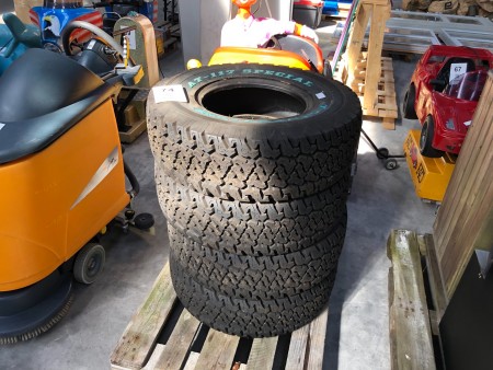 4 pieces. offroad / All terrain tires, brand: Silverstone