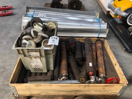 Lot of hydraulic cylinder + box with various wheels for table