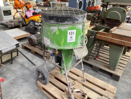 Forced mixer on wheels, brand: Staring, type: SN90K