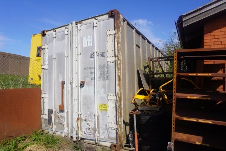 40 fods container med indhold 