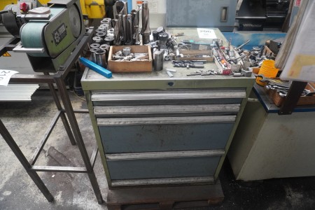 Tool cabinet with contents in 3 drawers of various clamping tools etc.