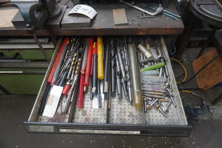 Contents in 1 drawer of various drills & milling irons
