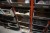 Stålreol med indhold i 146 stk. stålkasser af diverse varelager