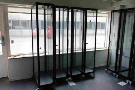 4 display cabinets with glass shelves