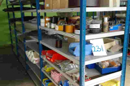 4 subjects steel shelving (no content)