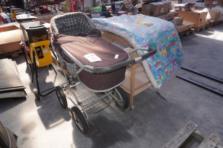 Stroller + changing table with 3 pcs. mattresses