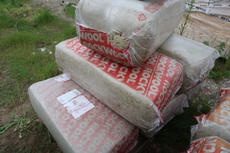 6 packs of insulation Rockwool Rockfill