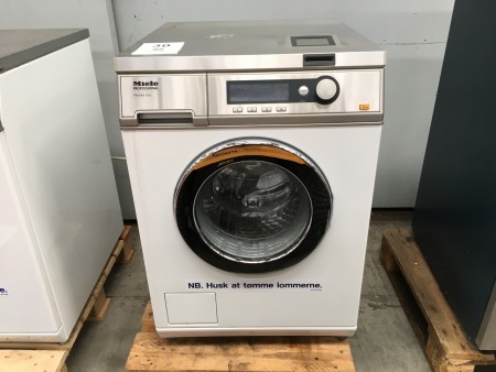 Industrial washing machine, brand: Miele, model: PW 6065 Plus