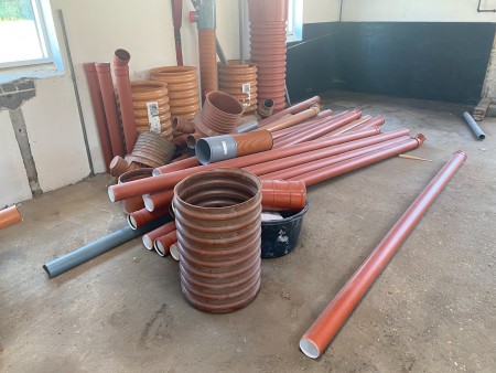 Large batch of pvc pipes