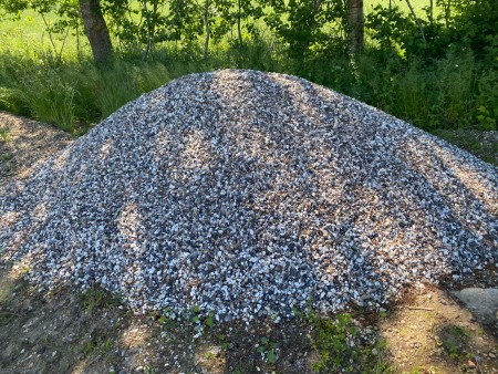 2 piles of stones