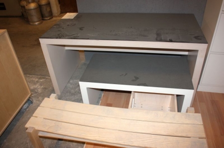 Table / bench