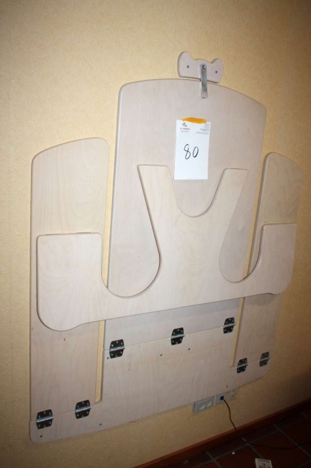 Klapbord for vægmontering + hængemappemøbel
