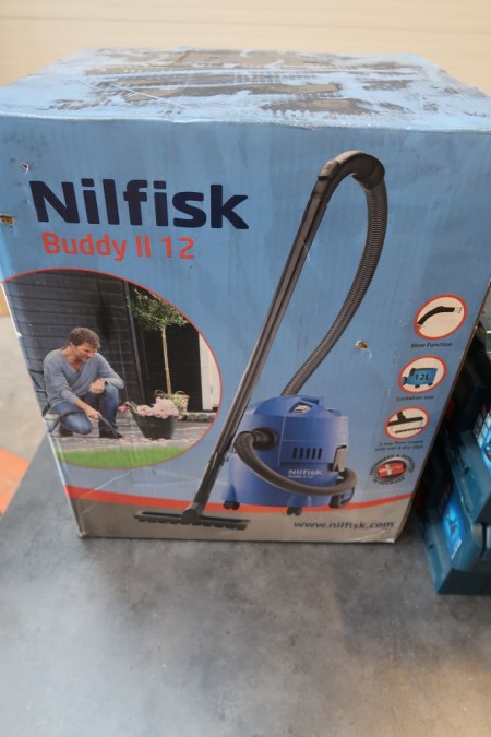 Vacuum cleaner, Nilfisk Buddy 12