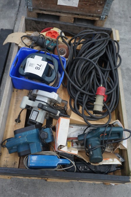 Various power tools + wires