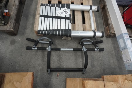 Telescopic ladder + pull-up bar