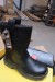 1 pair of Kynox safety boots, size 41