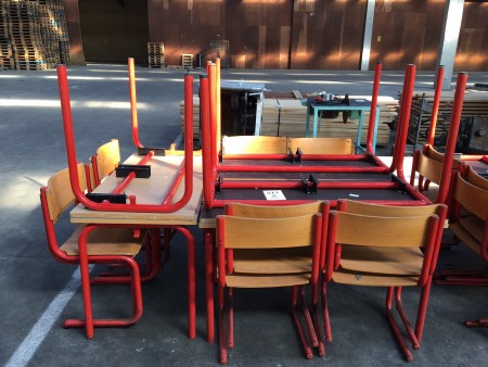 Parti skoleborde + stole