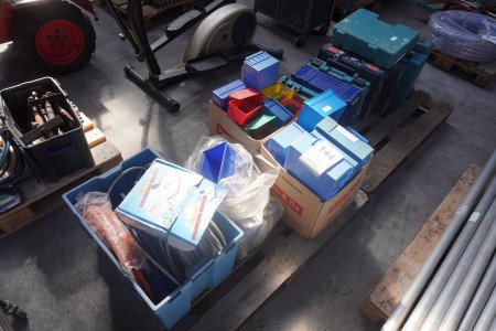Lot of tool boxes, assortment boxes, hoses