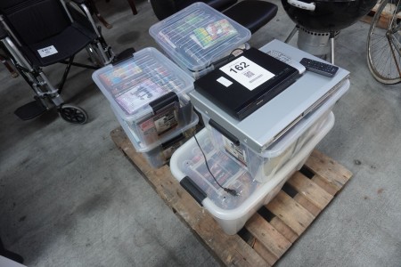 Large batch of DVD movies + 2 pcs. DVD player, brand: Phillips