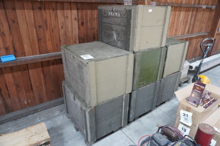 7 pcs. military boxes