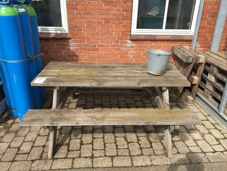 Table / bench set