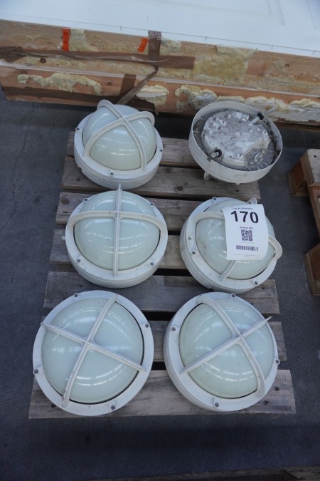 6 pieces. outdoor lamps