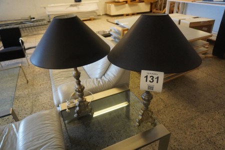2 pcs. lamps with screens
