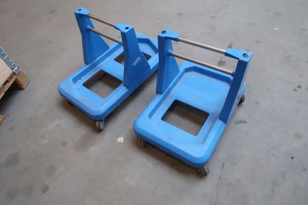 2 pcs. plastic carts