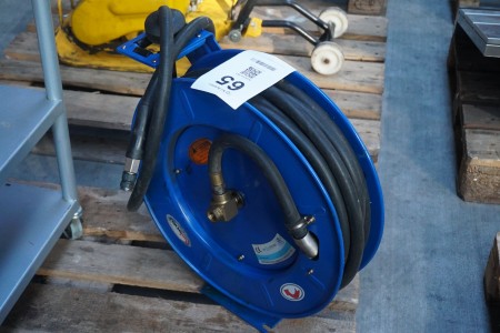 Drum with air hose
