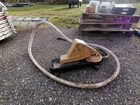 Foot pump for cattle