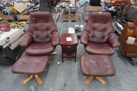 2 pcs. leather armchairs incl. footstool & living room table