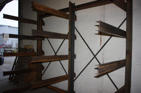 Cantilever Racking, 5 branches. Without content