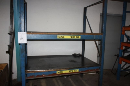 1 sections pallet rack without content, max. 1000 kg. 4 beams, length approx. 166 cm. Height approx. 225 cm. Depth approx. 110 cm