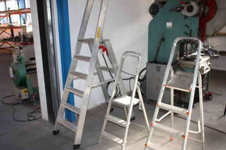 3 aluminum ladders