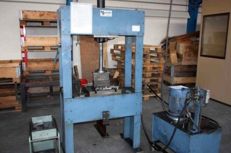 Hydraulic press, HV Engineering