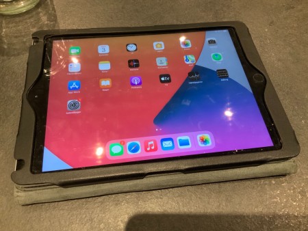 iPad mit Hülle