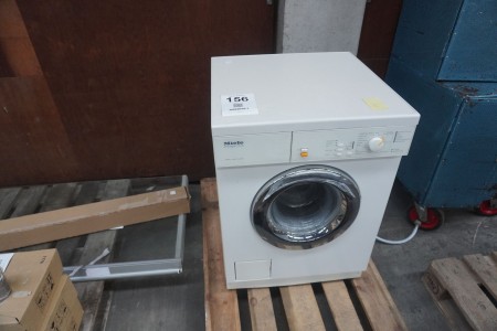 Washing machine, brand: Miele, model: Novotronic W838