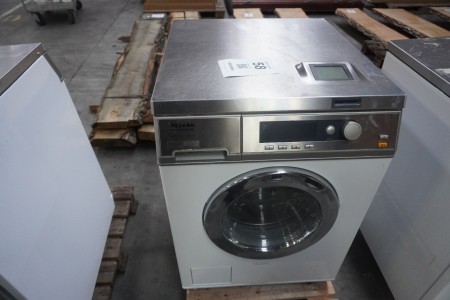 Industrial washing machine, brand: Miele, Model: PW6055 VARIO