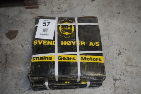 Chains, Brand: Svend Høyer