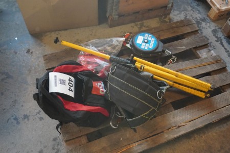 Various fall protection, straps etc.