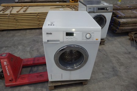 Industrial washing machine, brand: Miele, Model: PW5065