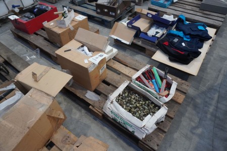 Mixed pallet with various cables, clamps, files, etc.