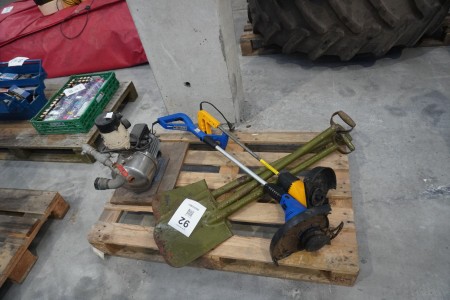 Various garden tools + waterworks pump