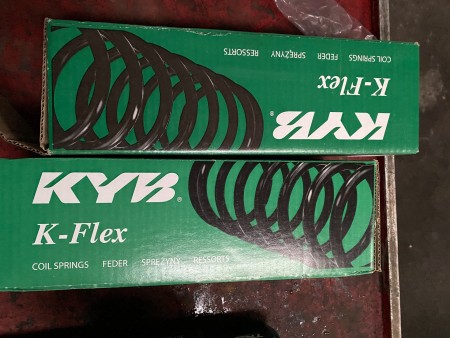2 pcs. springs for shock absorbers, Brand: KYB, Model: K-Flex