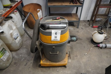 Industrial vacuum cleaner, brand: GHIBLI, model: AS59